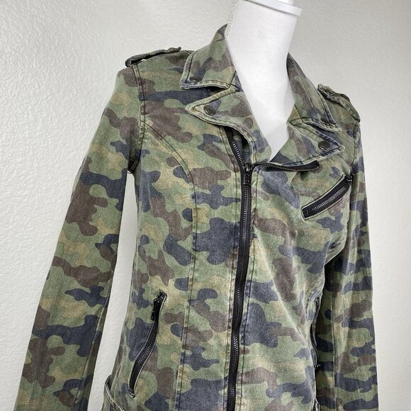 Royal Bones Jacket Women's Green Camo Sz L Goth Punk Asymmetrical  Zip Belt VTG - Picture 4 of 7